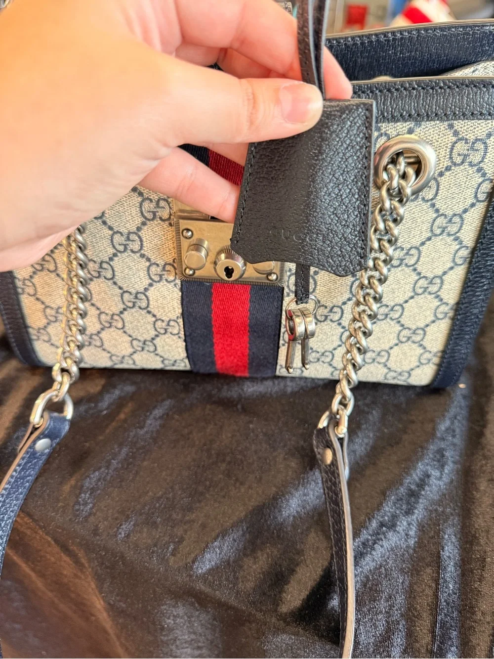 Gucci Padlock GG Supreme Small Tote
